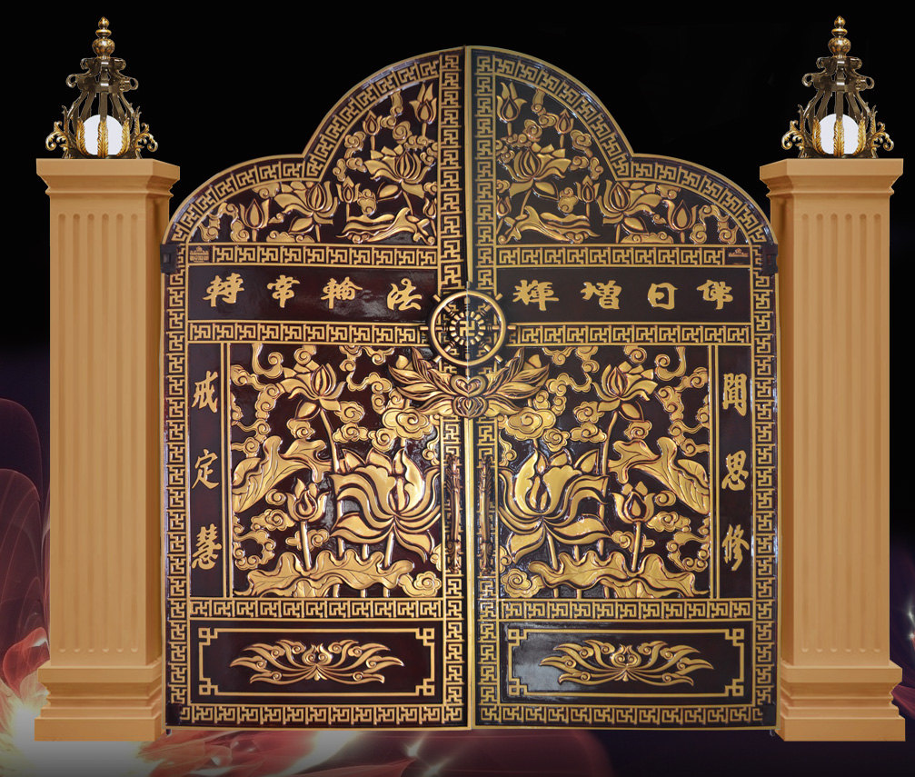 Cổng nhôm đúc họa tiết Hoa Sen kiểu cổ điển